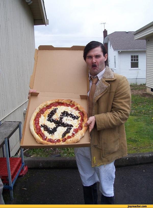 pizza-food-Hitler-delivery-735005.thumb.jpeg.2f60b0877664c2ae790a1443e85b387f.jpeg