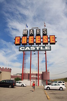 220px-Mars_Cheese_Castle_sign.jpg
