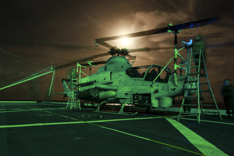 U.S._Marines_make_sure_helicopters_are_all_set_after_flight_150602-M-GC438-100.jpg