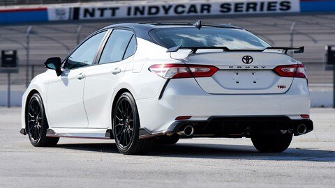 2020-Toyota-Camry-TRD-in-wind-chill-pearl-with-midnight-black-metallic-roof-13.jpg